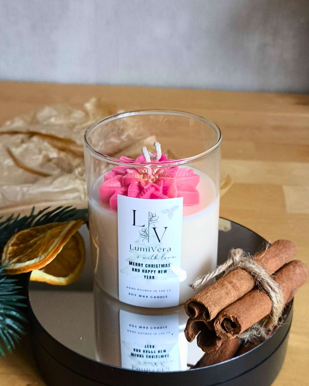 frosted-poinsettia-lumivera-3