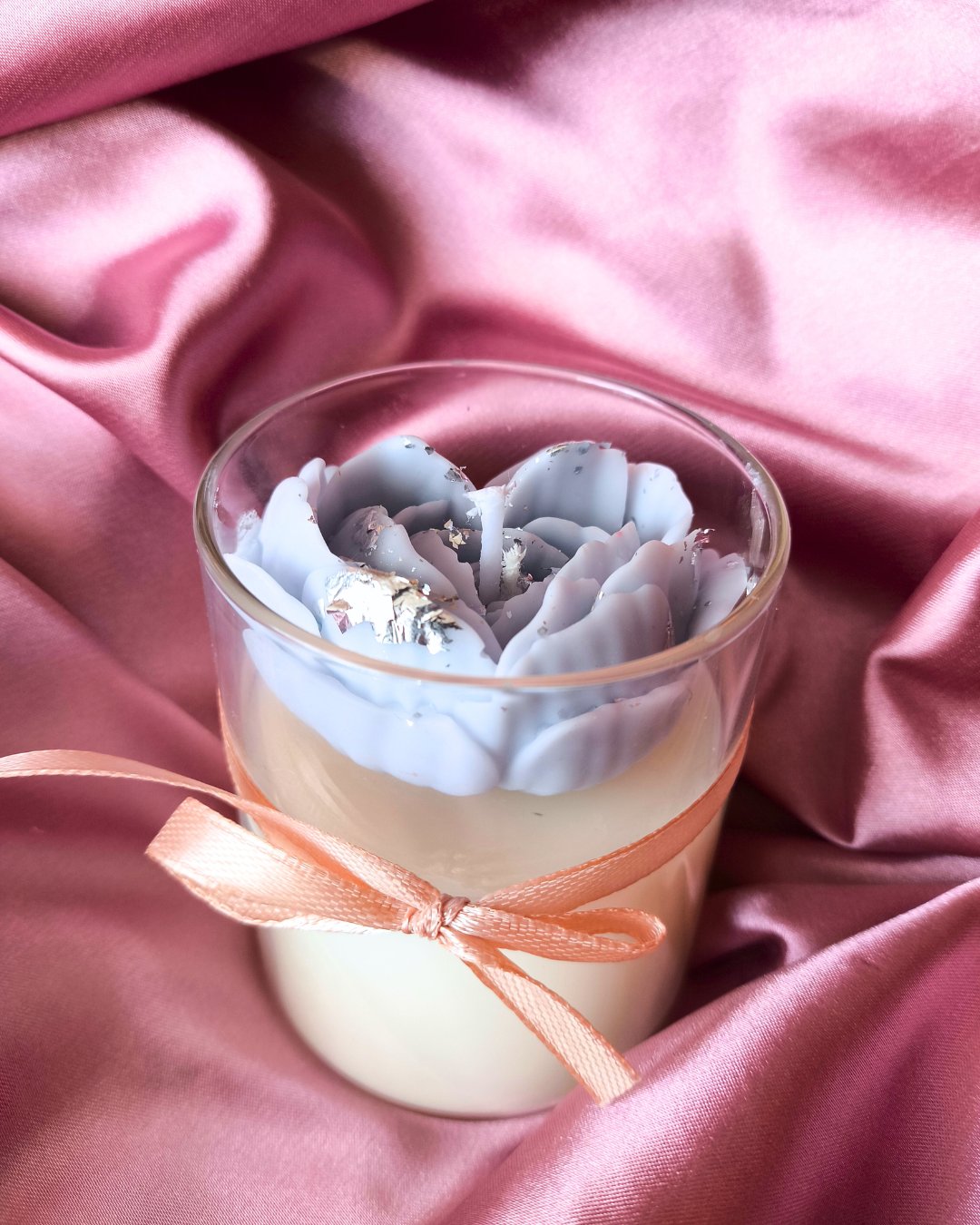lunar-petal-blue-lumivera-2