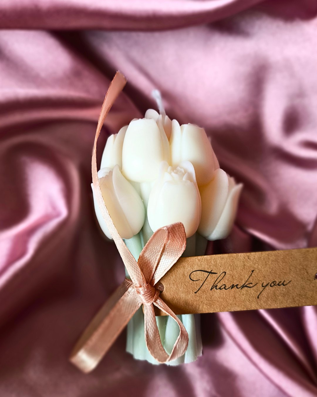 tulip-light-white-lumivera-2