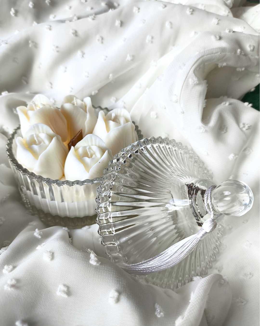 white-garden-lumivera-2