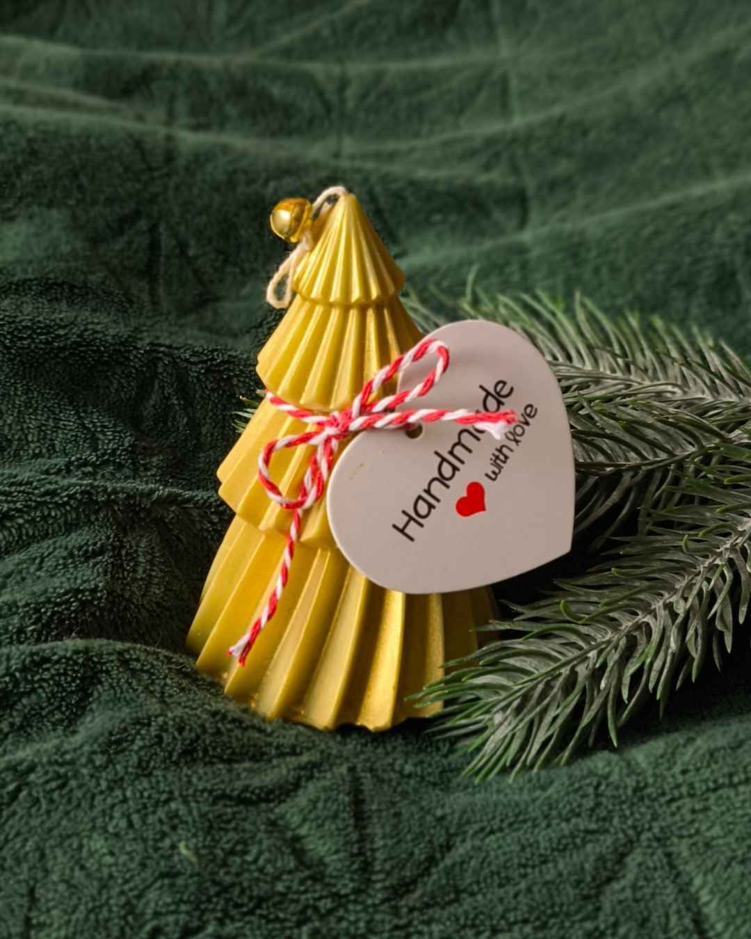 christmas-tree-lumivera-2