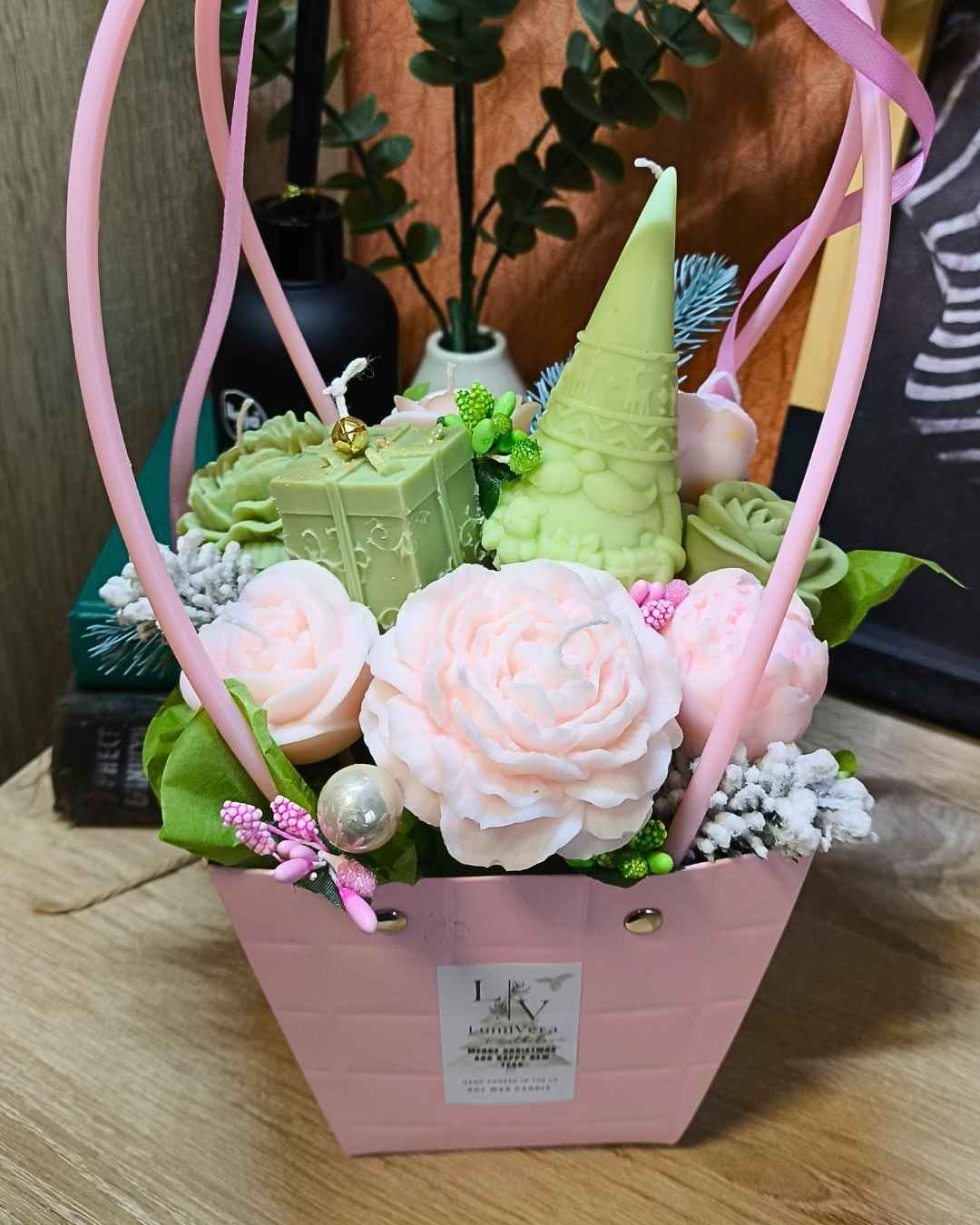 frosted-blossom-lumivera-2