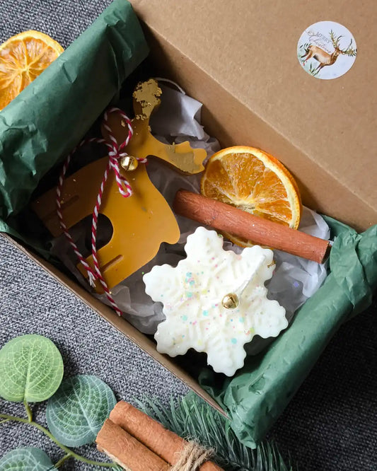 golden-reindeer-lumivera-1