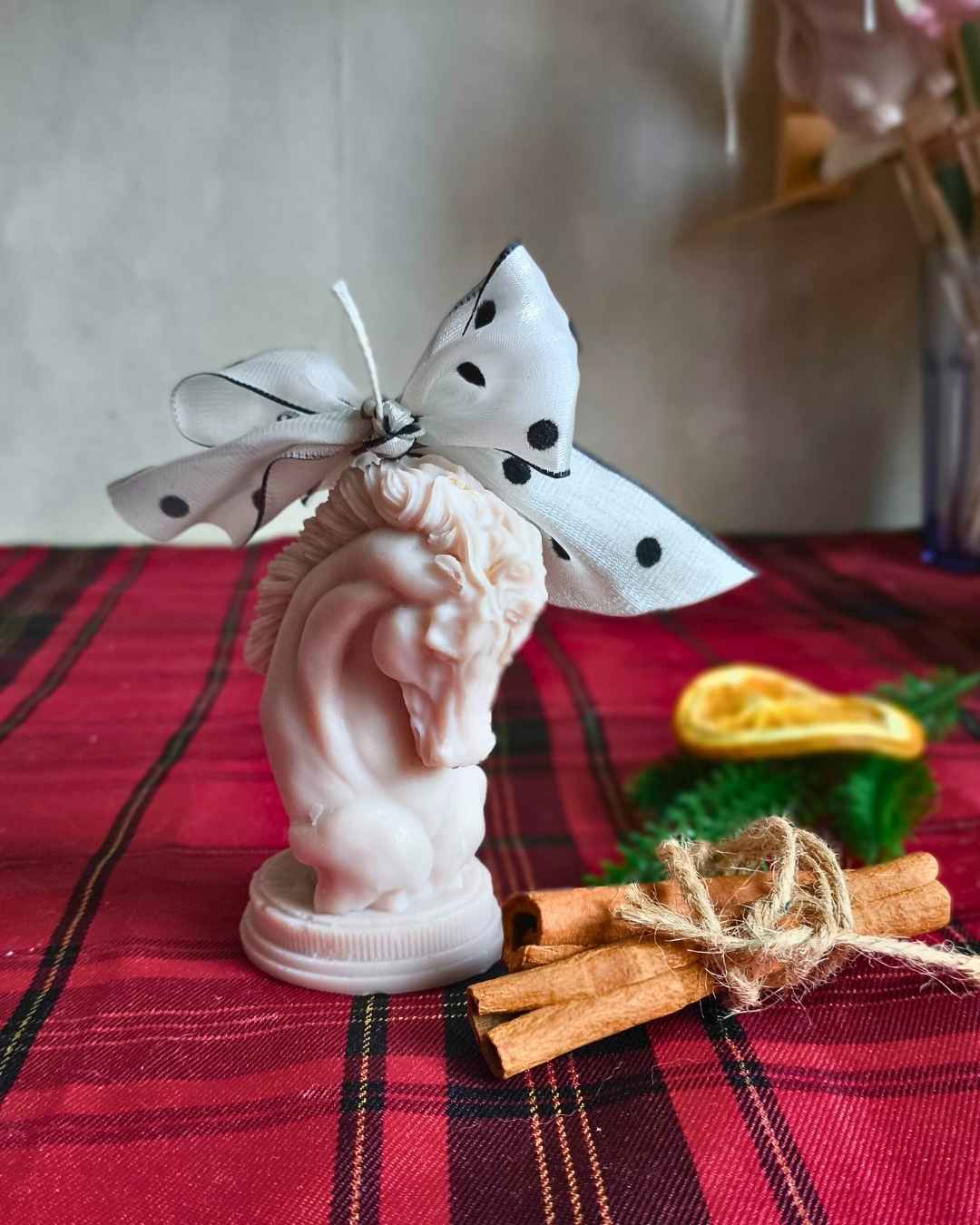 lunar-horse-bess-lumivera-3