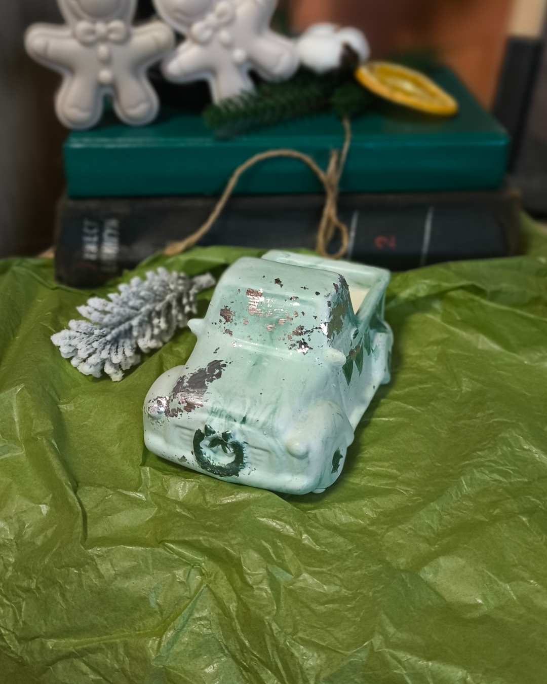 mint-christmas-car-lumivera-1