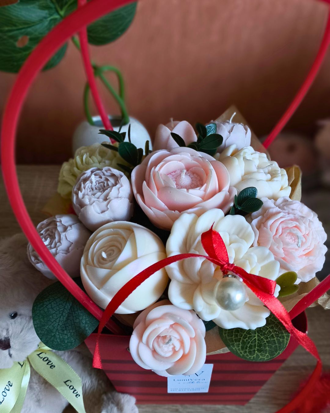 red-ribbon-romance-lumivera-3