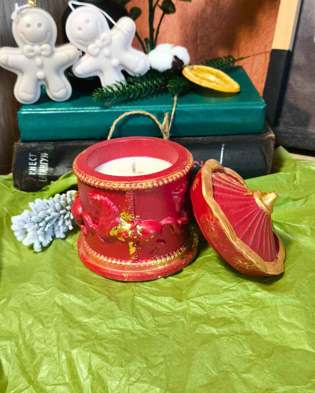 red-velvet-jar-lumivera-3