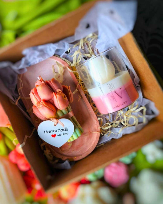tulip-kiss-lumivera-1