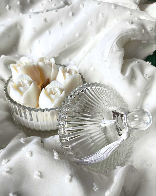 white-garden-lumivera-2