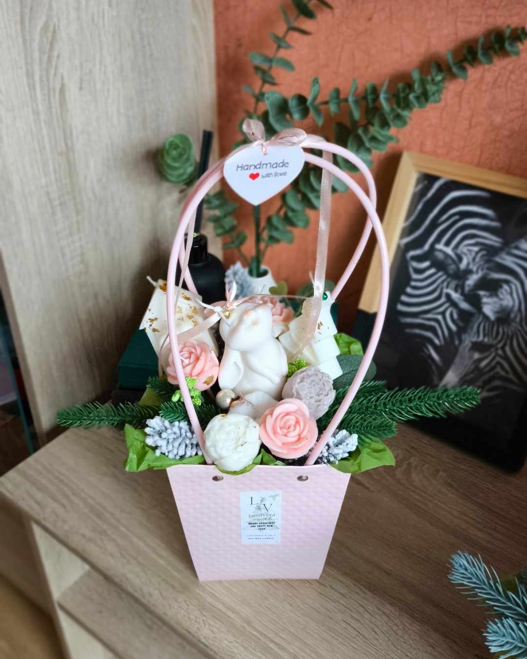 winter-bunny-bouquet-lumivera-2